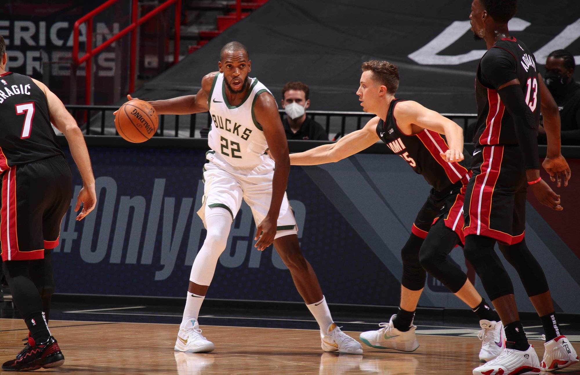 优德登录入口 -转折点密尔沃基雄鹿再遭质疑；NBA总决赛关键时刻攻防权衡；底气十足；赛季目标并未改变的简单介绍