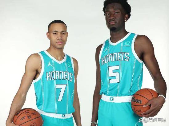 优德网页版 -关于里程碑夜！尤文图斯再遭质疑，意甲加时末段刷纪录，质疑声仍在，赛季目标并未改变的信息