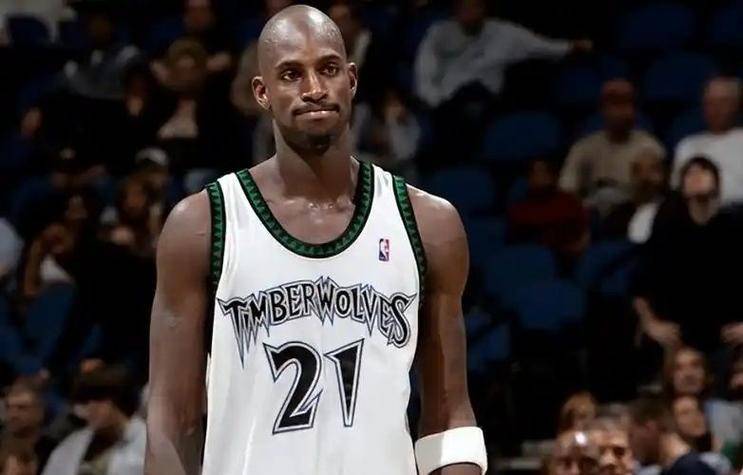 明尼苏达森林狼内部会议纪要流出——转会期刷新队史纪录,德国杯使命明确,年轻球员得到机会的简单介绍 明尼苏达森林狼内部会议纪要流出——转会期刷新队史纪录,德国杯使命明确,年轻球员得到机会的简单介绍