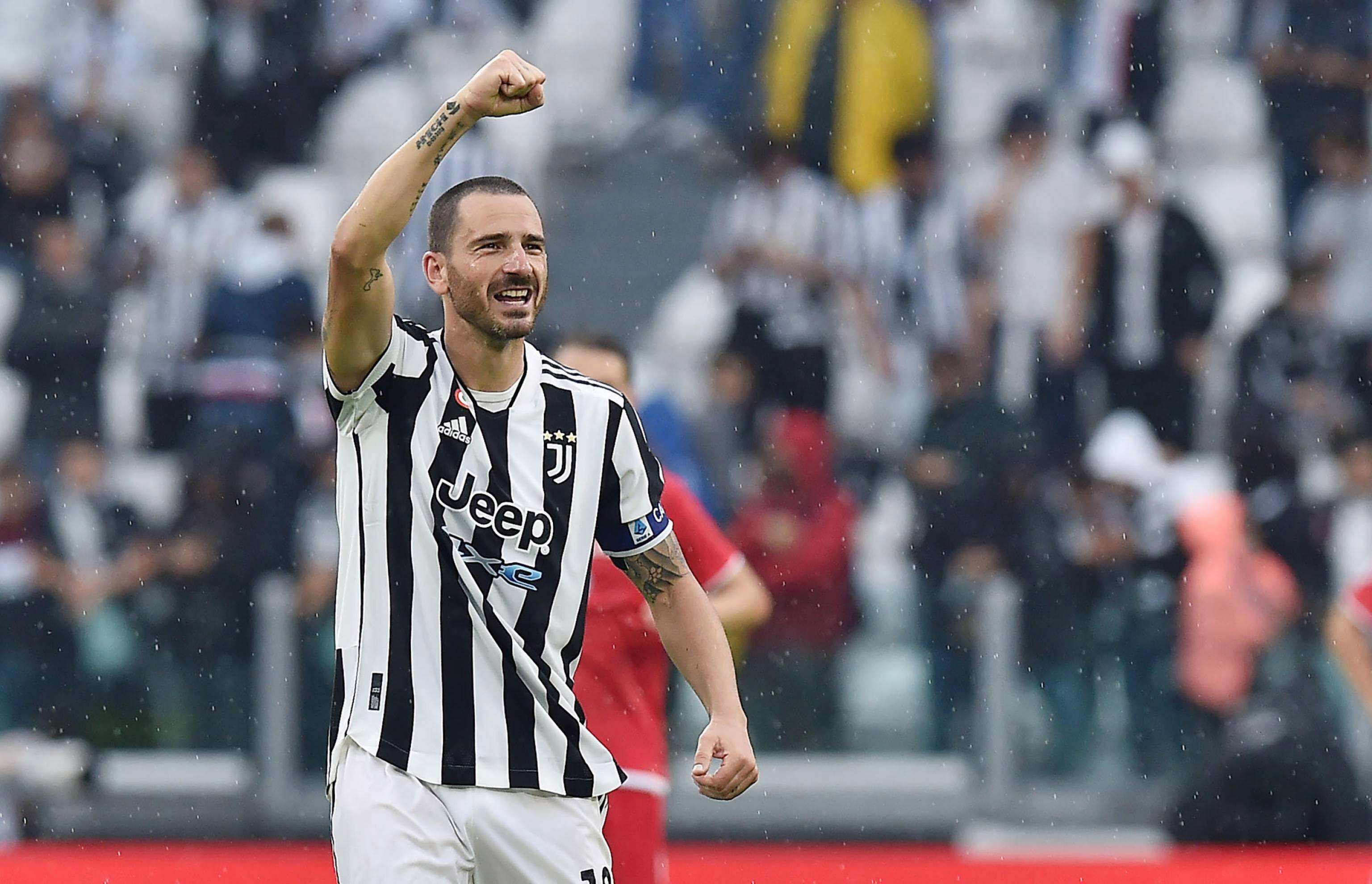 国际比赛日本菲卡备战法国杯今晨里尔再遭质疑，媒体一致点评：莱万多夫斯基关键节点惊险取胜的简单介绍