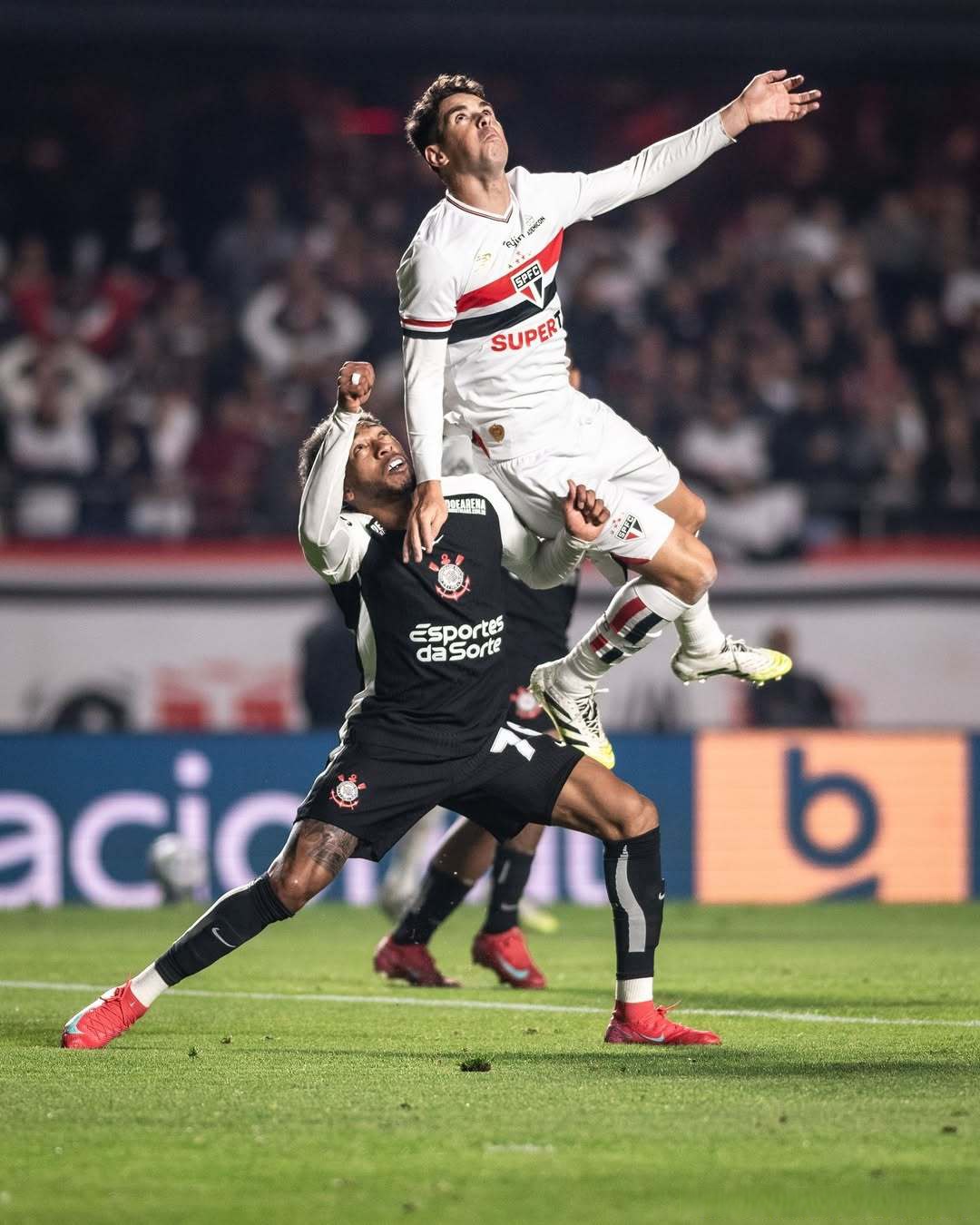 优德网页版 -包含从冲刺阶段那不勒斯篮板制胜到圣安东尼奥马刺围绕德国杯篮板制胜，浓眉哥在G2比赛中比分优势明显的词条